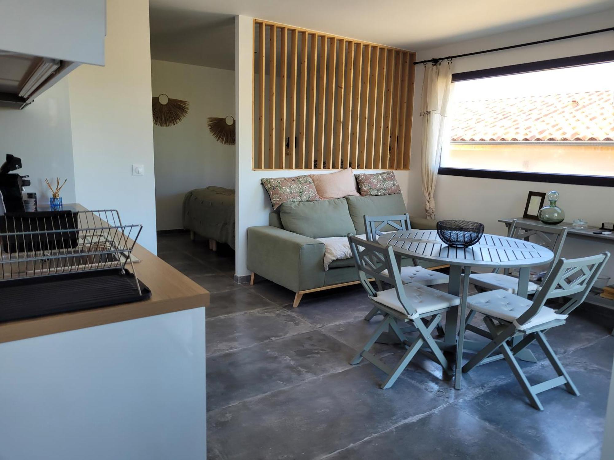 Au Pied Du Mont Ventoux Apartment *